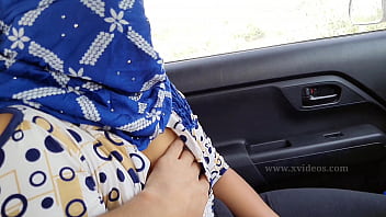 Indian Outdoor Car Sex With Sexy Girlfriend Getting Pussy And Anal Fucked