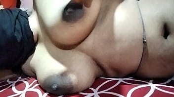 Hot Mallu Bhabhi Ready For A Wild Ride