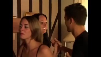 Chicas De Ciudad, Sexo De Pueblo