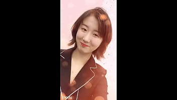 Dorrit Yaqi, That Hotshot Chinese Finance Babe, On Her Knees Giving Me Head