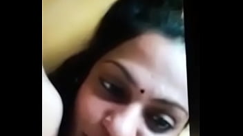 Tamil Chick’s Hot Nude Selfie