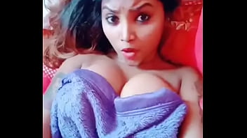 Late Night Solo Video Shoot With Lucky Elakkia Getting Naughty