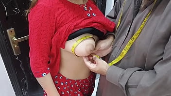 Desi Gaon Ki Biwi Ka Chutad Chudwa Ke Silai Ka Hisaab Chukati Hai, Tailor Ne Mast Hindi Mein Gaaliya Dete Hue Choda