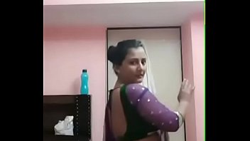 Pooja Bhabhi’s Big Tits Bounce As She Grinds In A Sexy Dance