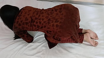 My Girlfriend’s Mom Is A Total Smokeshow