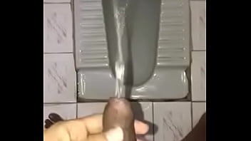 Gushing Golden Shower