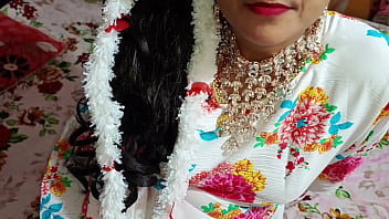 भाभी की गांड चोदते हुए छोटी बहन का मजेदार सेक्स ऑडियो