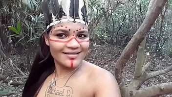 Tigresa Vip Se Finge De índia Pra Pegar O Lenhador, Mas Ele Mete Direto No Cuzinho Dela
