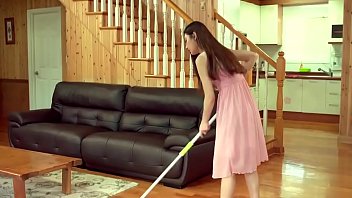 Hương Vị Chi Dâu Trẻ Nóng Bỏng Và đầy Quyến Rũ