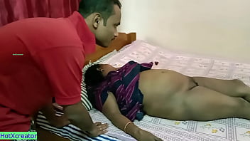 Desi Housewife Gets Nailed By A Robber In A Wild Fuck Session