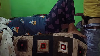 Mallu Bhabhi Ki Garmi Bhari Chudai
