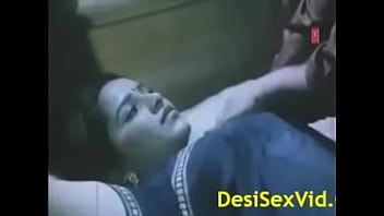 Sizzling Indian Bhabhi’s First Night Of Passion