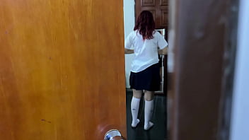 Mi Padrastro Asqueroso Se Aprovecha De Mi Inocencia Cuando Estamos Solos En Casa