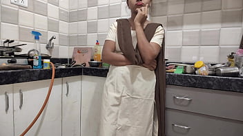 कॉलेज से लौटी देसी लड़की ने अपने सौतेले भाई के साथ जमकर मज़ा लिया